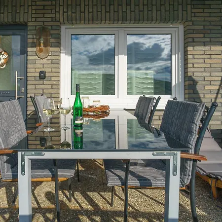 Auf Sarret Apartment *
