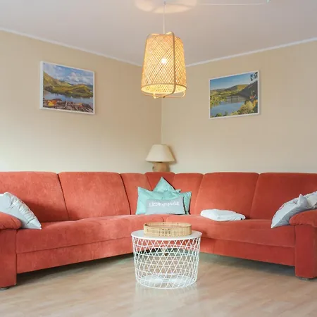 Auf Sarret Apartment *